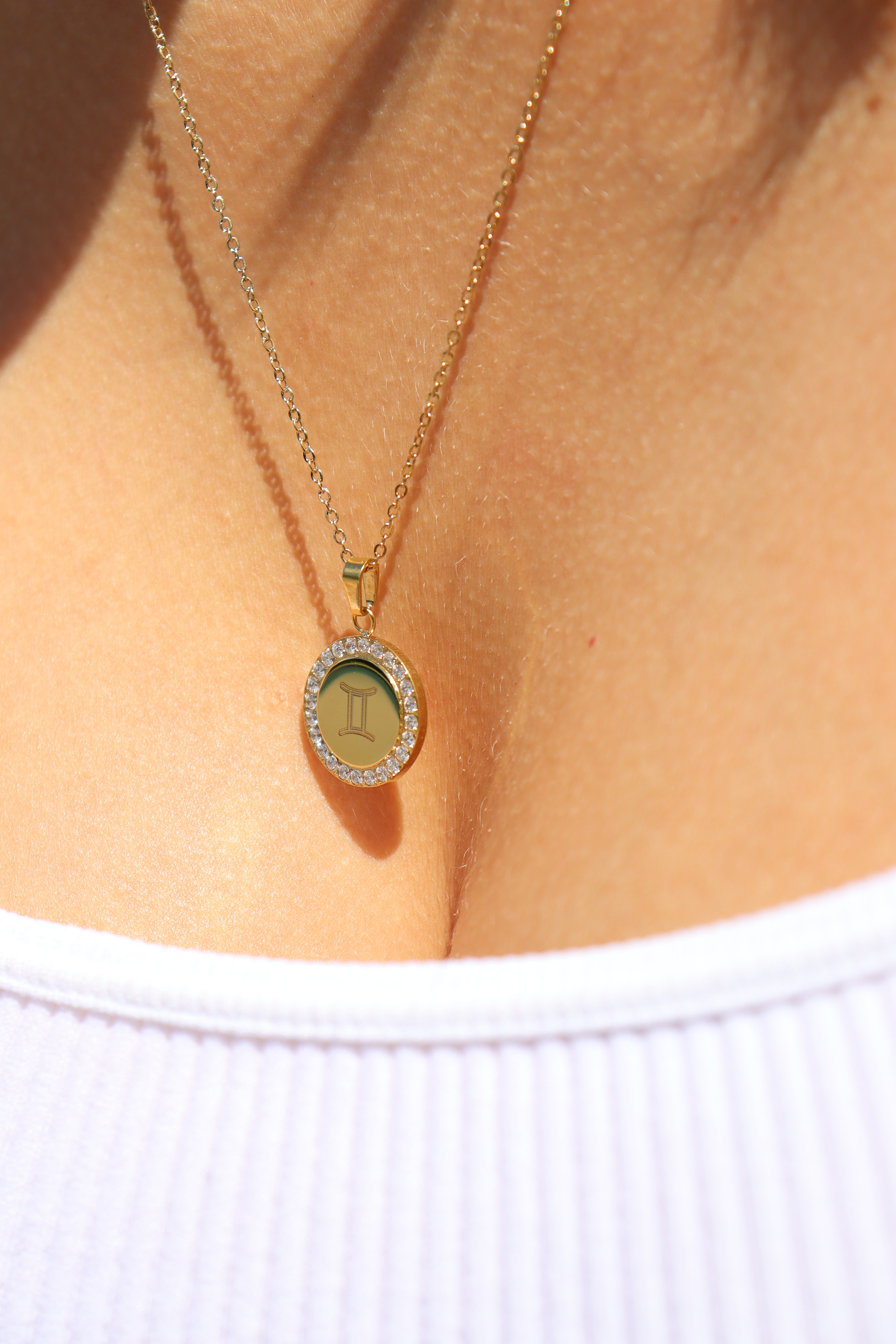 Collier Baby Alma gravure