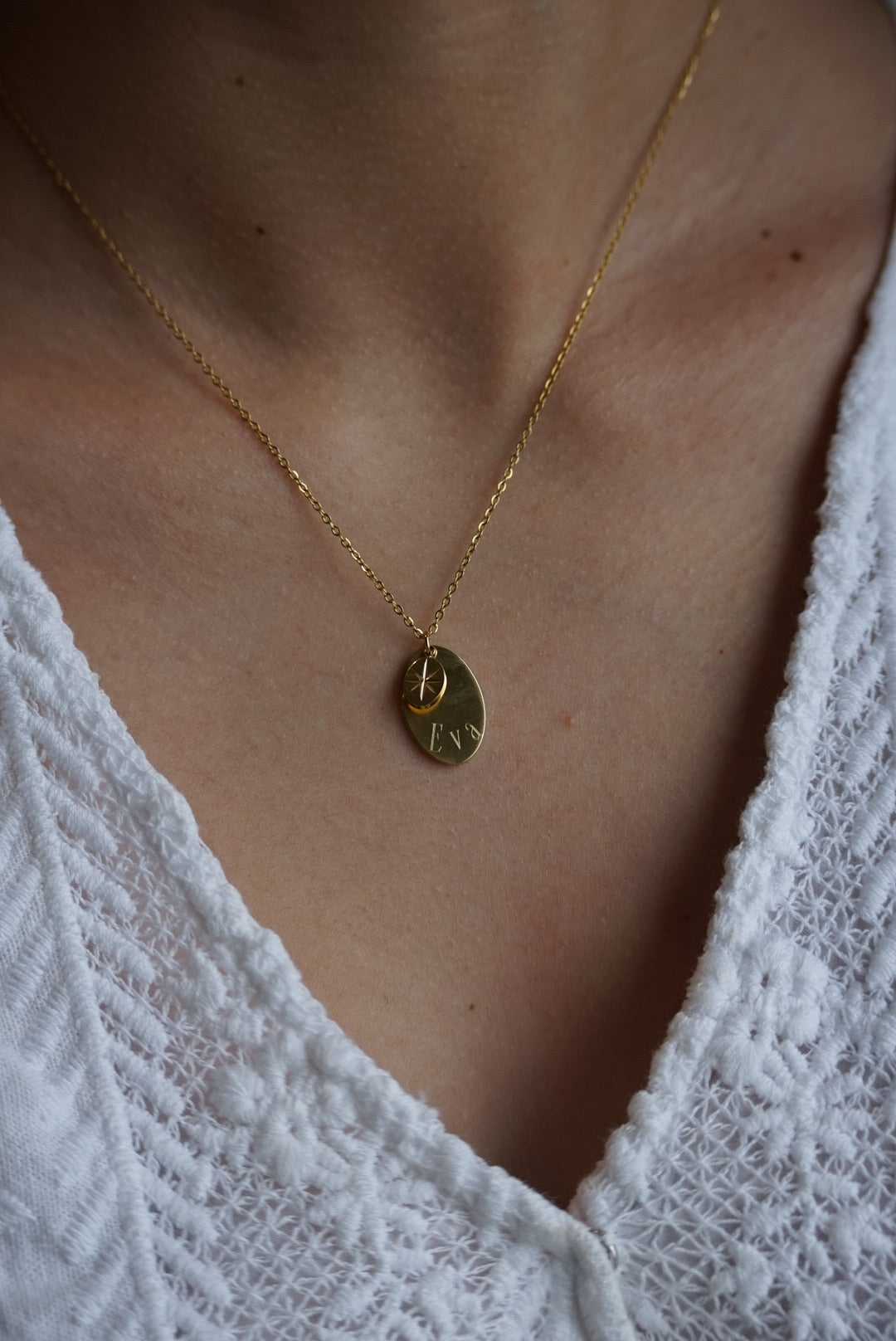 Collier Star gravure