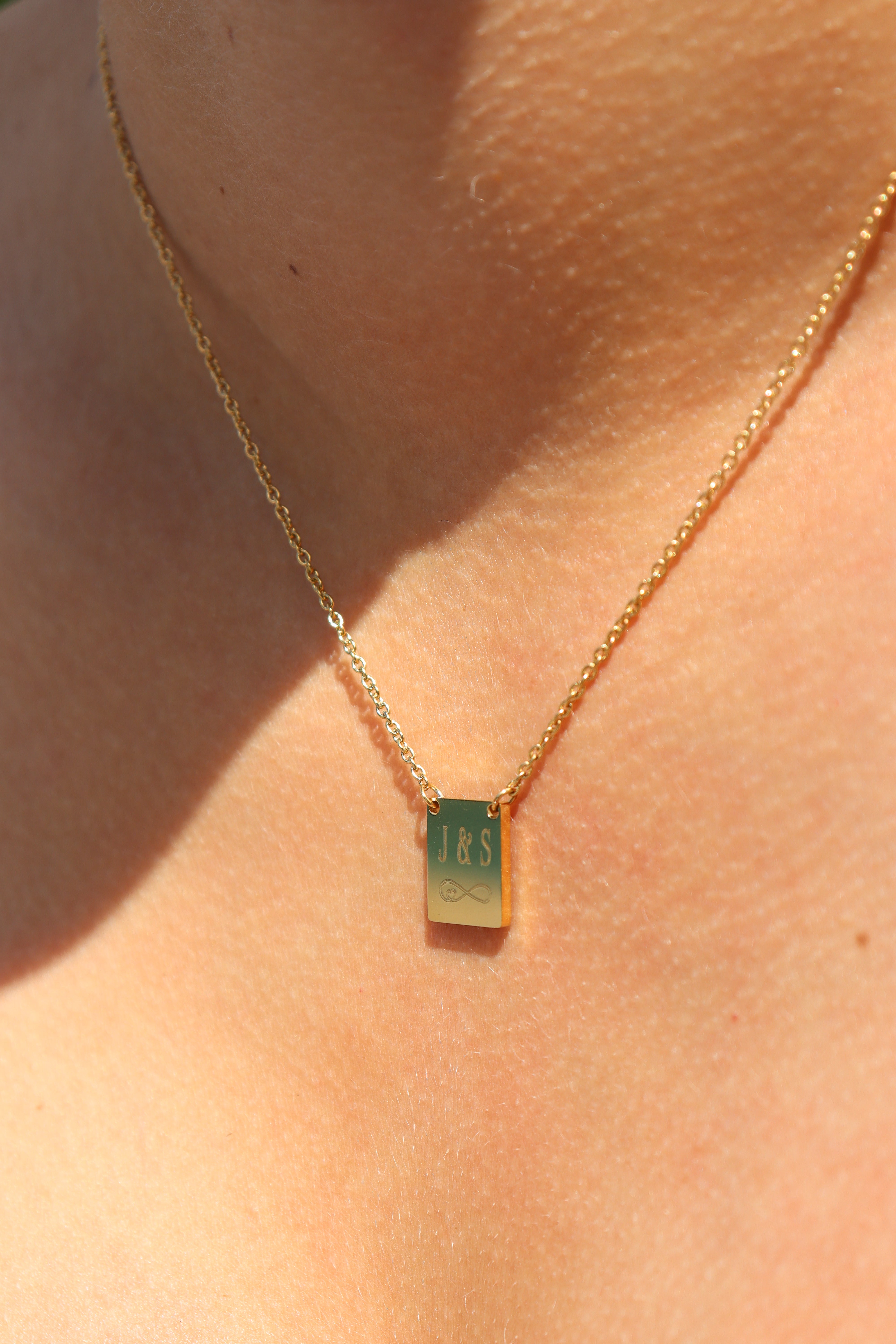 Collier Bylie gravure